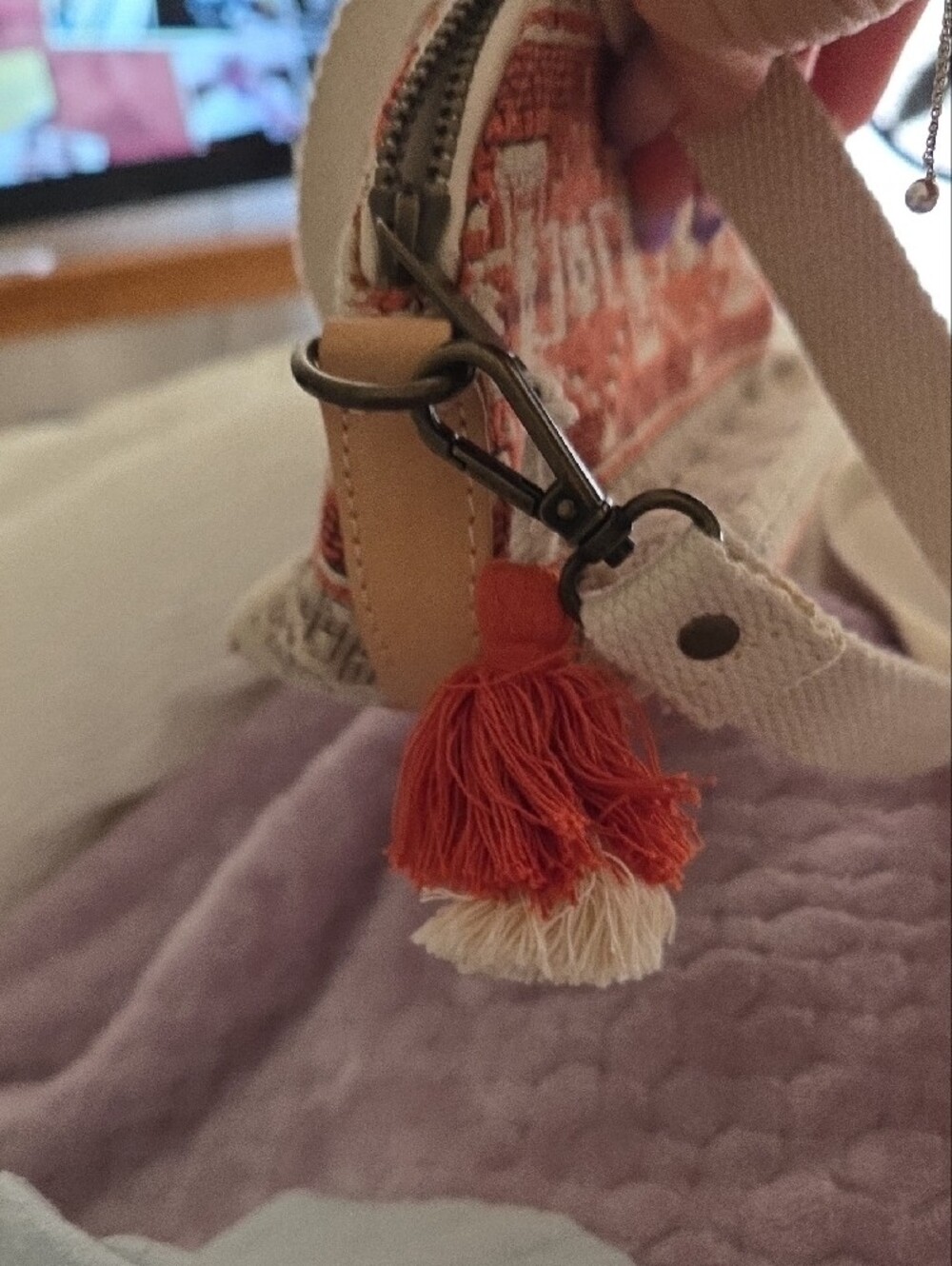 Pendleton Woven Tribal Crossbody Bag in Rust and Cream - Picture 8 of 15